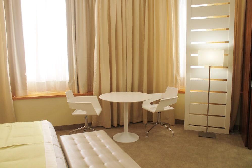 Best Western Mirage Hotel Fiera 파데르노 두냐노 외부 사진