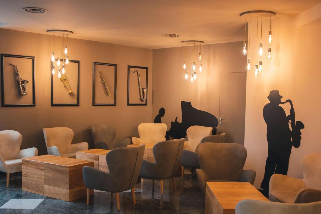Best Western Mirage Hotel Fiera 파데르노 두냐노 외부 사진
