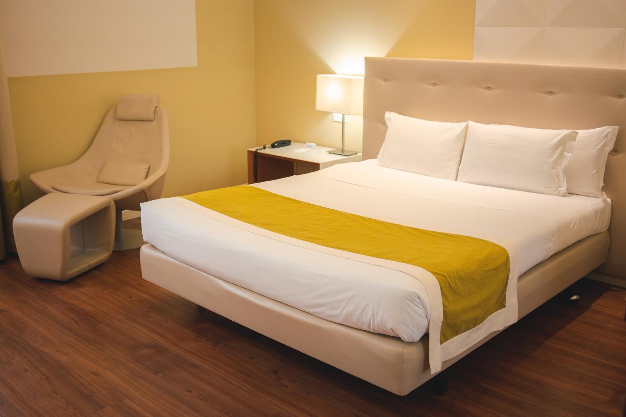 Best Western Mirage Hotel Fiera 파데르노 두냐노 외부 사진